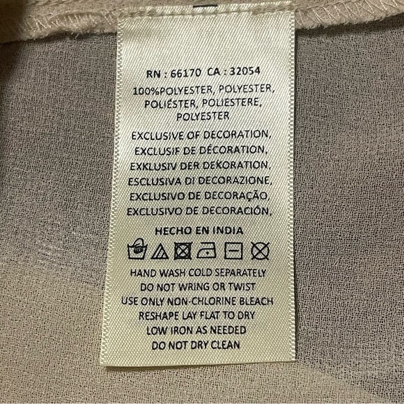 Moulinette Soeurs Sequin V Neck Swing Blouse - Picture 6 of 13